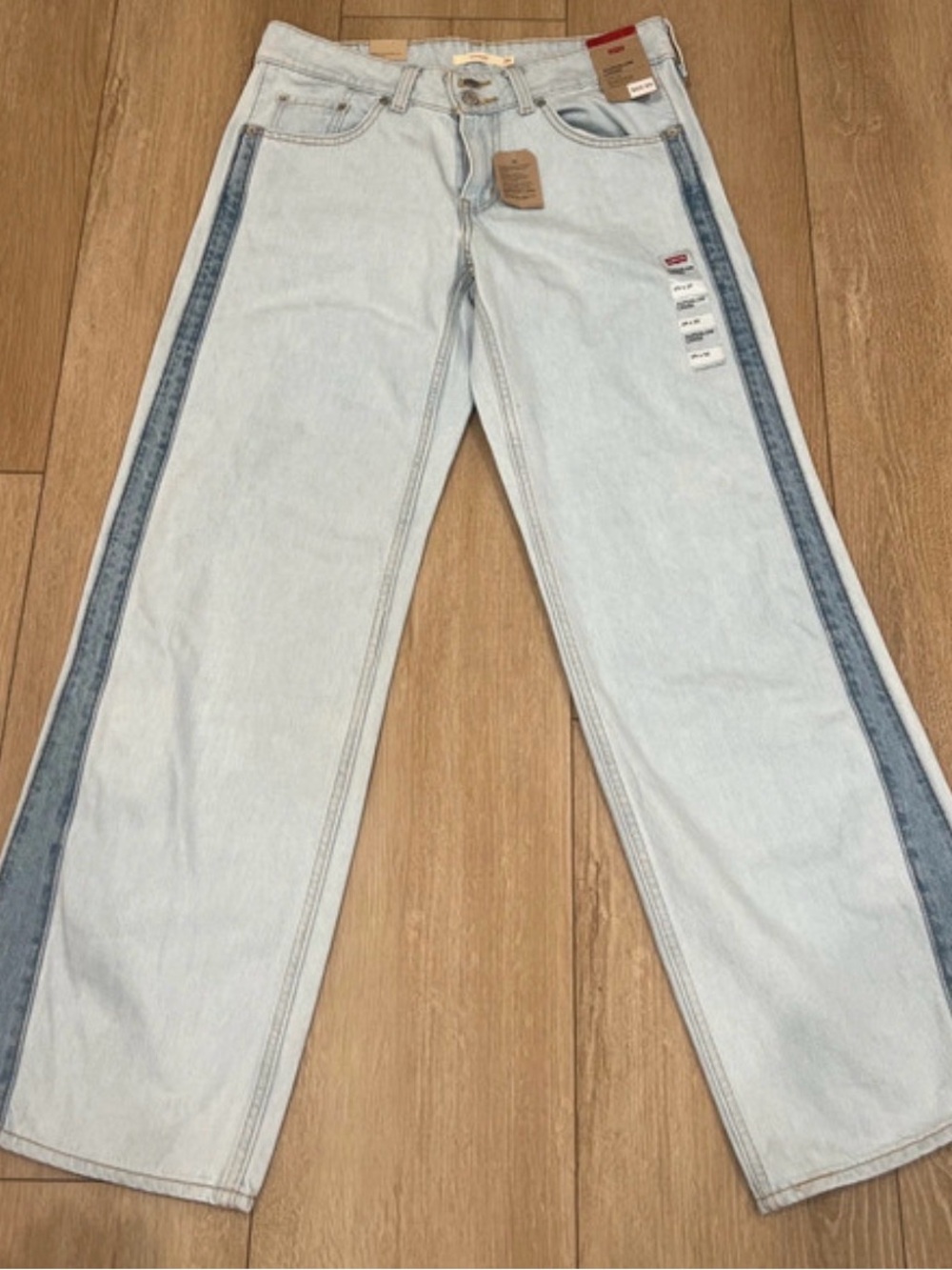 NWT Levi's Superlow Loose Women’s Denim Jeans 29x32 Two-Tone